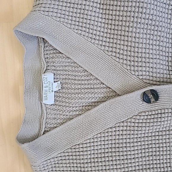 Warm & Cozy Knitted Sweater Cardigan Green Sage Size L - Picture 3 of 6